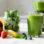 Smoothies vs Whole Fruit: Does Blending Change the Food?